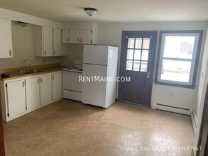 19 Hemlock St in Bangor, ME - Building Photo - Building Photo