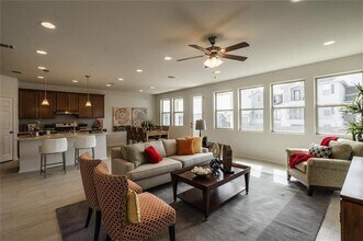 1913 Crimson Rosella Trl in Austin, TX - Building Photo - Building Photo