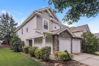 101 Palmdale Ct in Holly Springs, NC - Building Photo - Building Photo