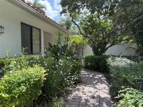 2538 Windsor Way Ct in Wellington, FL - Building Photo - Building Photo