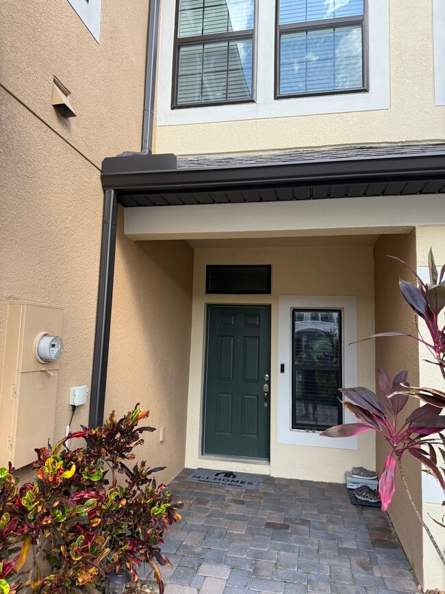 30086 Southwell Ln in Zephyrhills, FL - Building Photo - Building Photo