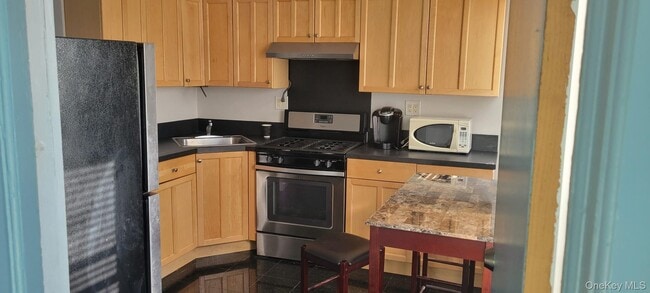 property at 194 Jericho Tpke