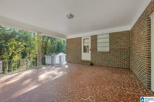 2516 Ridgewood Rd in Fultondale, AL - Building Photo - Building Photo