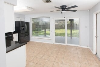 6922 Foxside Ln in Humble, TX - Building Photo - Building Photo