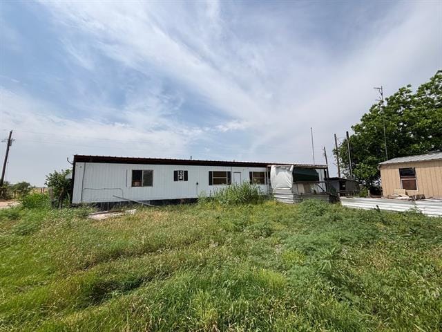 561 Shipman Rd in Haskell, TX - Foto de edificio