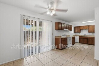 238 E Vine Cir in Mesa, AZ - Building Photo - Building Photo