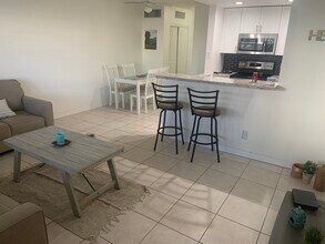 5200 NE 24th Terrace in Fort Lauderdale, FL - Building Photo - Building Photo