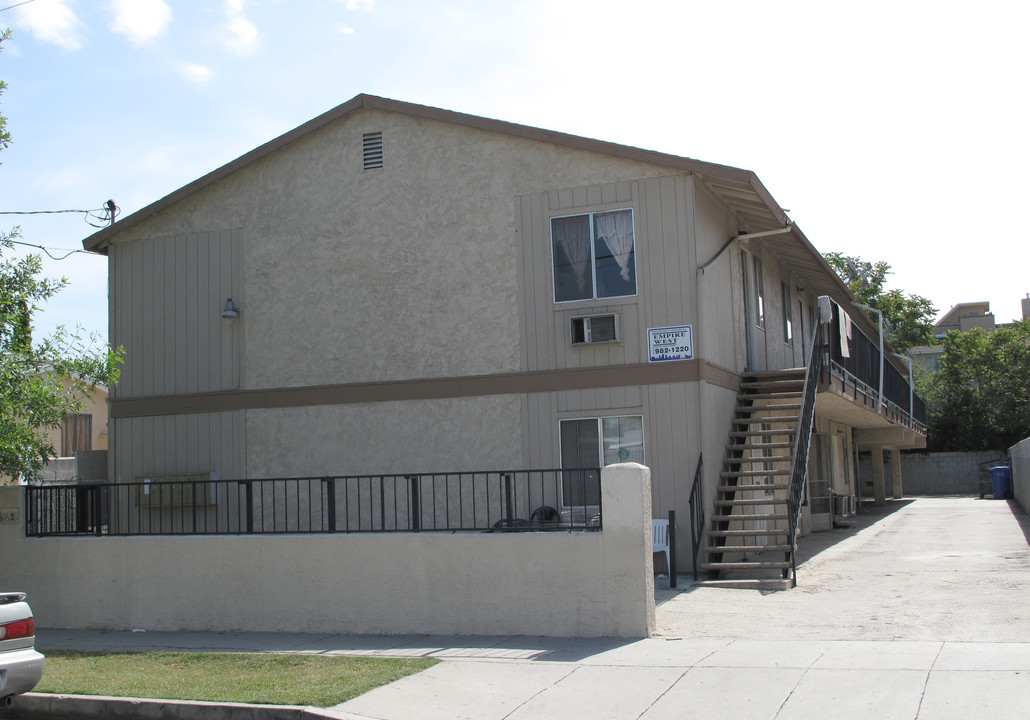 6448 Troost Ave in Los Angeles, CA - Building Photo