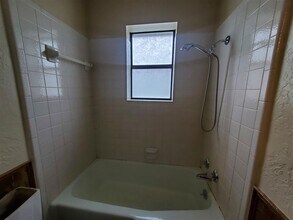 1702 NW Gray Warr Pl in Lawton, OK - Building Photo - Building Photo