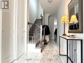 7356 Majestic Trl in Niagara Falls, ON - Building Photo - Building Photo