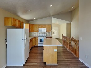 1265 E Loafer View Dr in Payson, UT - Building Photo - Building Photo