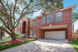 13710 Wheatbridge Dr in Houston, TX - Building Photo - Building Photo