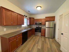 5183 Boonsboro Rd in Lynchburg, VA - Building Photo - Building Photo