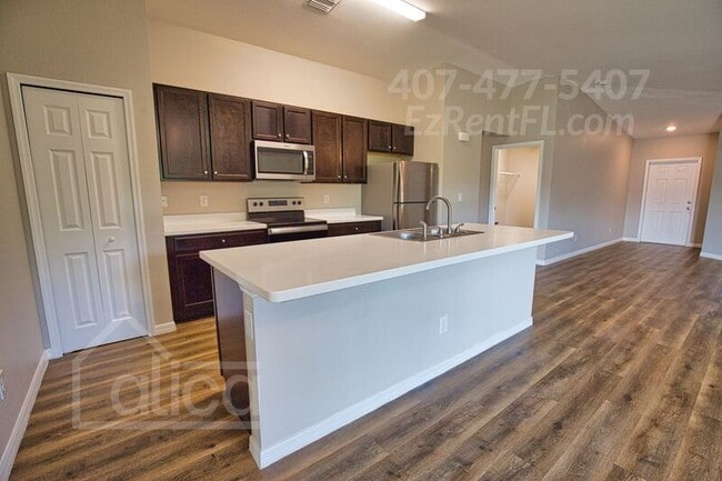 property at 2905 3rd St SW