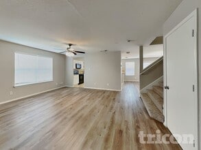 6214 Meandering Trail in Converse, TX - Building Photo - Building Photo