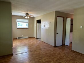 1688 Tabortown St in Terre Haute, IN - Building Photo - Building Photo