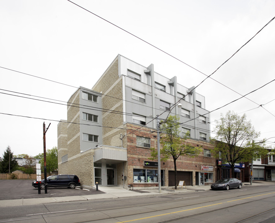 Gerrard Suites in Toronto, ON - Building Photo