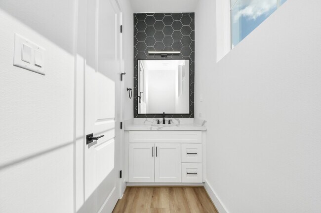 2424 Harrington St in Houston, TX - Building Photo - Building Photo