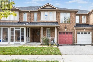 10 Ferris St in Richmond Hill, ON - Building Photo