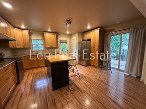 920 Hillcrest St in Placerville, CA - Building Photo - Building Photo