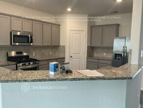448 Pecan Landing Ln in La Marque, TX - Building Photo - Building Photo