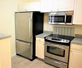 1145 Golden Lakes Blvd in West Palm Beach, FL - Building Photo - Building Photo