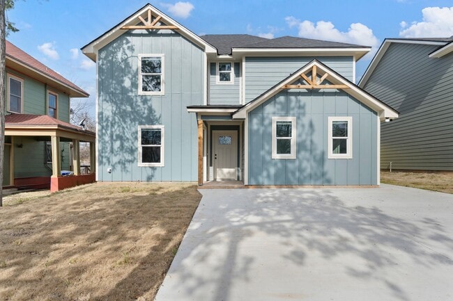 property at 1909 Sanger Ave