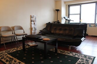 201 Saint Pauls Ave, Unit 1W in Jersey City, NJ - Foto de edificio - Building Photo