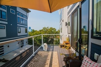 635 Fairview Ave NE, Unit 3 in Grand Rapids, MI - Foto de edificio - Building Photo