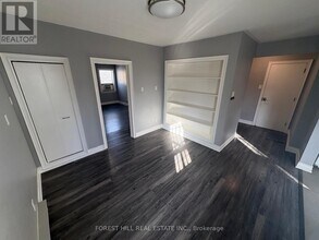 739 The Queensway in Toronto, ON - Building Photo - Building Photo