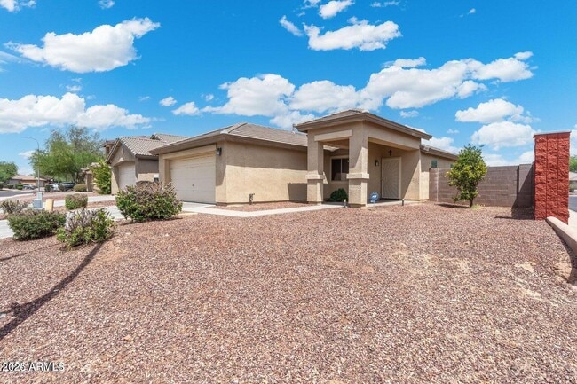 10833 W Elm Ln in Avondale, AZ - Building Photo - Building Photo