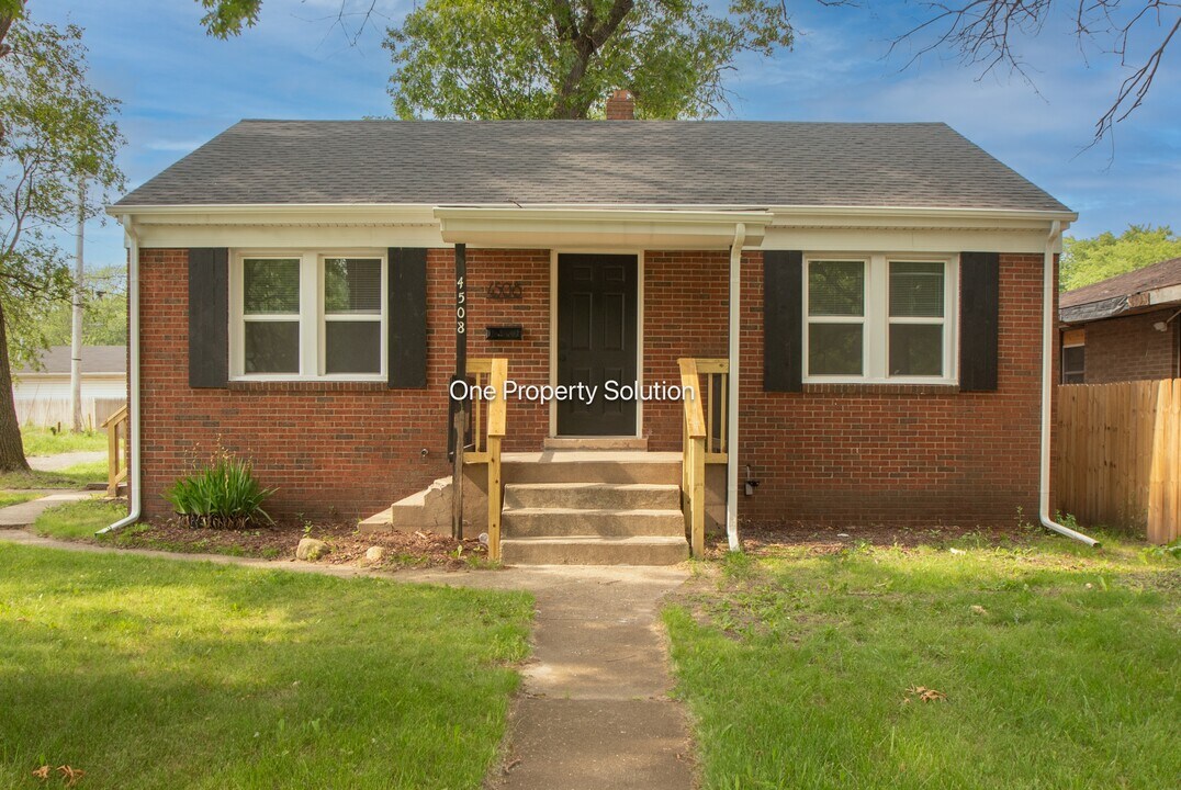 4508 W 15th Ave in Gary, IN - Building Photo