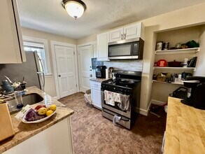 4907 Washington St in Boston, MA - Building Photo - Building Photo