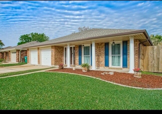 property at 41 Cabernet Dr