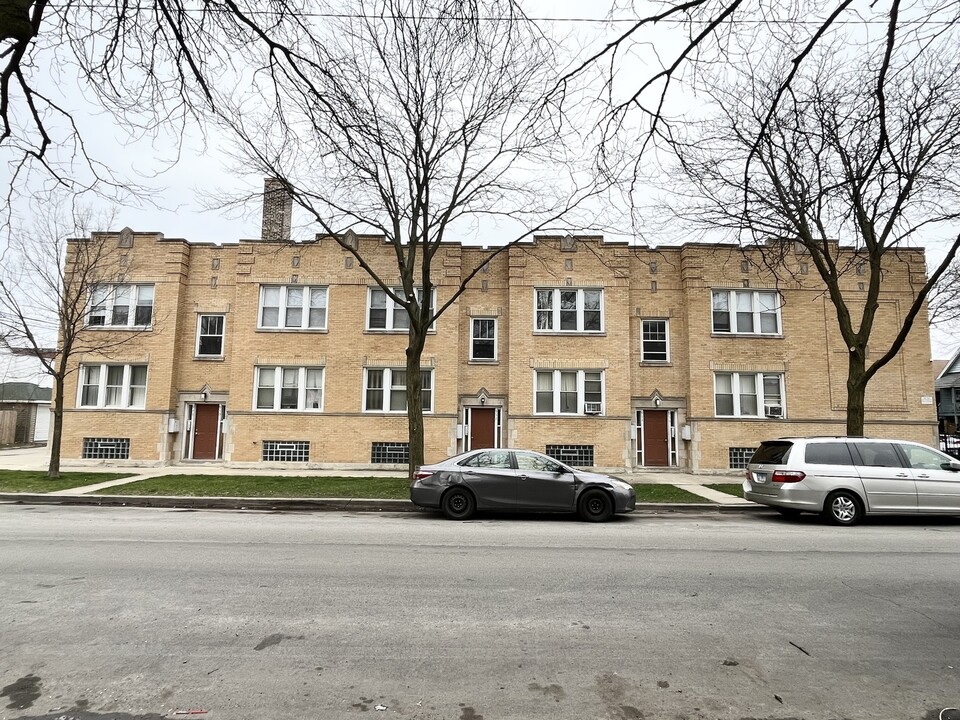 954 N Kildare Ave in Chicago, IL - Building Photo