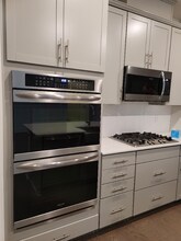 1594 Drakes Creek Rd in Hendersonville, TN - Foto de edificio - Building Photo