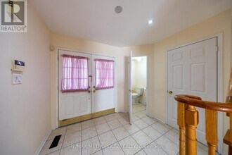 113 Highhill Dr in Toronto, ON - Building Photo - Building Photo