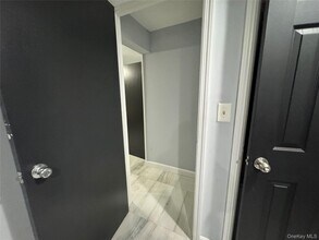 6A James St in Huntington Station, NY - Building Photo - Building Photo