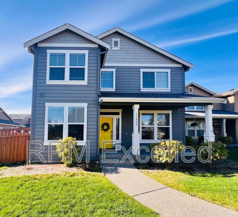 13802 183rd Ave Ct E in Bonney Lake, WA - Building Photo