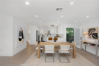 5248 Segals Way in Van Nuys, CA - Building Photo - Building Photo