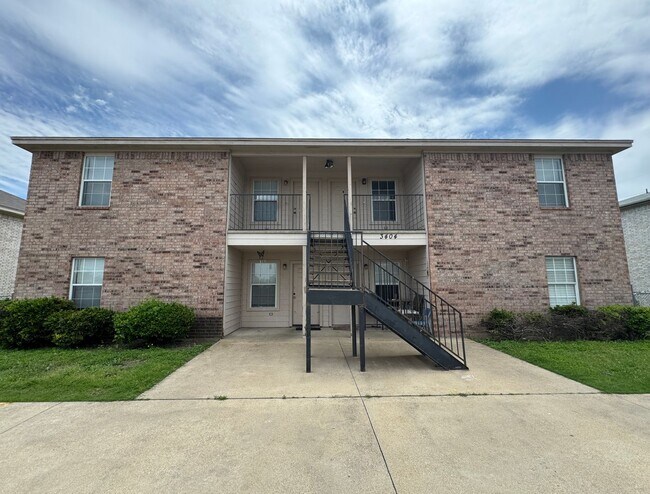 3404 Zephyr Rd
