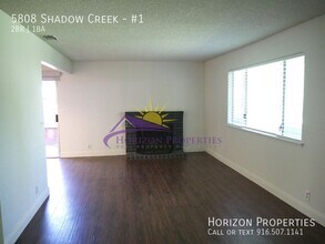 5808 Shadow Creek Dr in Sacramento, CA - Building Photo - Building Photo