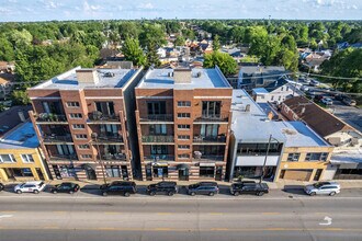 7443 W Irving Park Rd in Chicago, IL - Building Photo - Building Photo