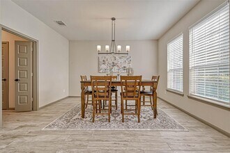 127 Teralyn Grv Lp in Willis, TX - Building Photo - Building Photo
