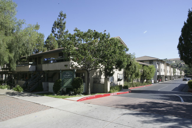 Shadows Apartments in Thousand Oaks, CA - Building Photo - Building Photo