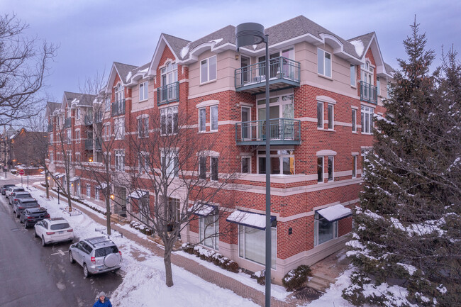 The Baird Building in Winnetka, IL - Foto de edificio - Building Photo