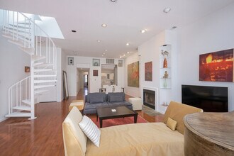 440 M St NW, Unit SI ID692P in Washington, DC - Foto de edificio - Building Photo