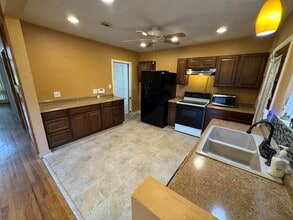 1173 Seminole Dr in Tallahassee, FL - Building Photo - Building Photo