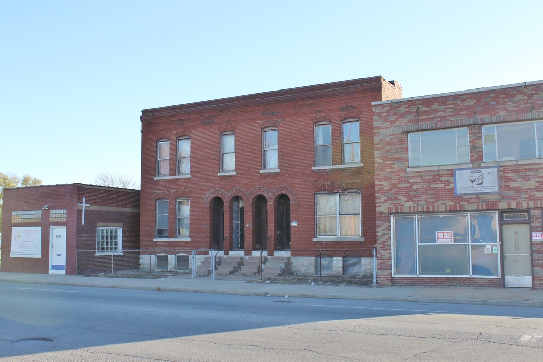 1054-1056 State St in East St. Louis, IL - Foto de edificio