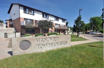 Hanover Townhouses in St. Paul, MN - Foto de edificio - Building Photo